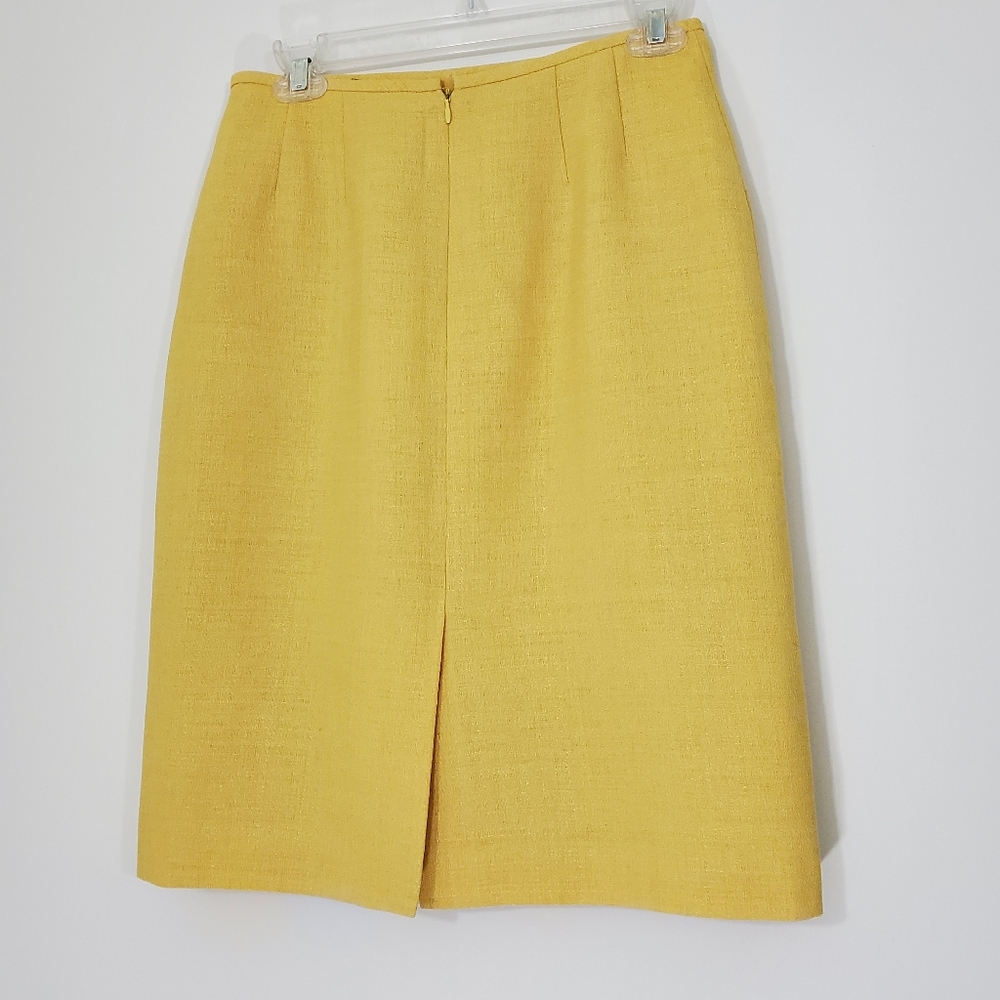 Le Suit Yellow Vintage Button Front Suit, Size 6P - Picture 6 of 13